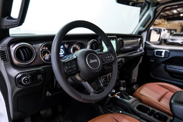 Used 2023 Jeep Gladiator Sport AWD/4WD image 12