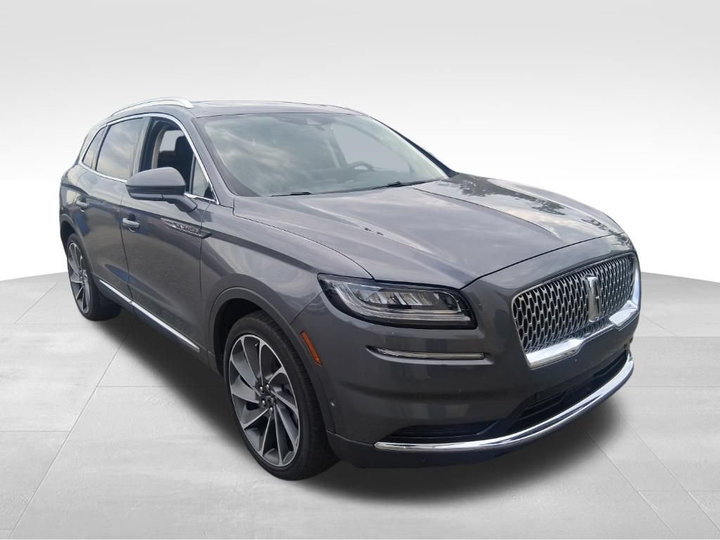Used 2023 Lincoln Nautilus Reserve w/ Equipment Group 201A AWD/4WD image 3