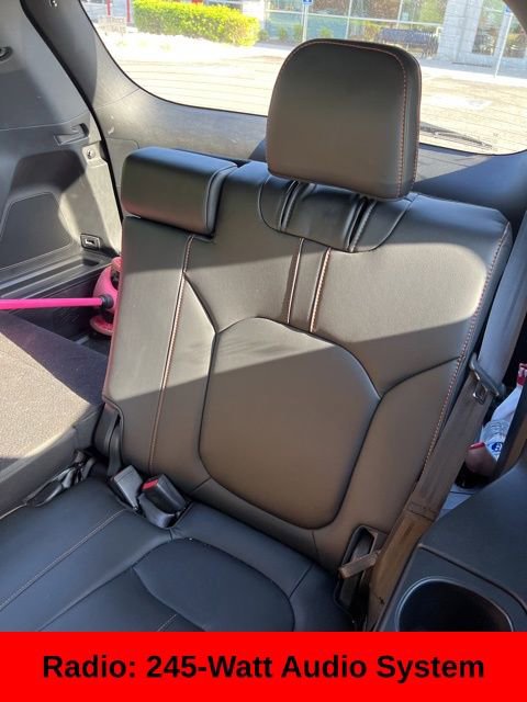 Used 2025 Honda Pilot TrailSport image 10