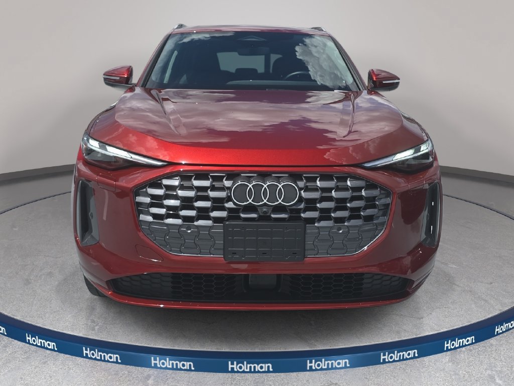 Certified 2025 Audi Q5 Premium w/ Convenience Package AWD/4WD image 2