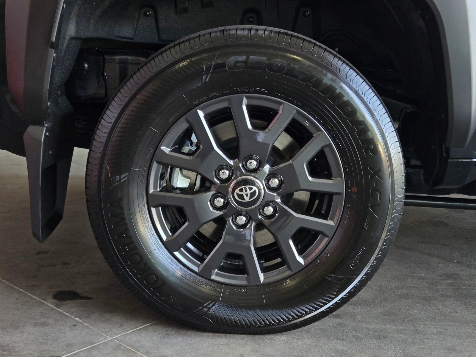 New 2026 Toyota 4Runner SR5 RWD image 4