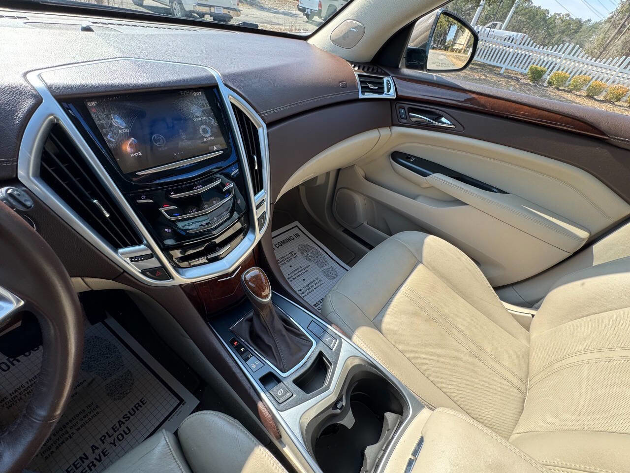 Used 2014 Cadillac SRX Luxury image 18