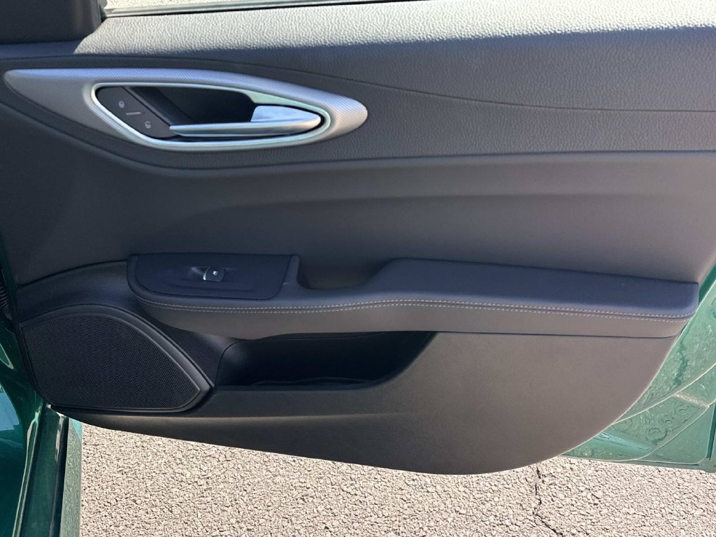 New 2026 Alfa Romeo Giulia AWD w/ Driving Assist Package image 13