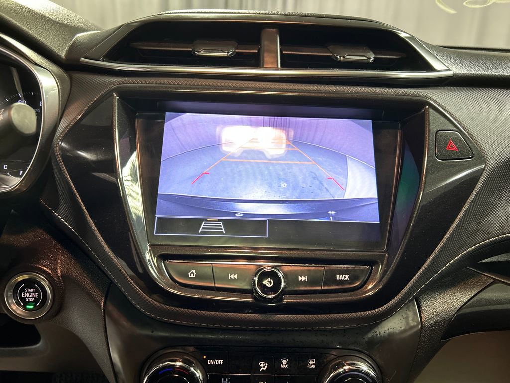 Used 2023 Chevrolet TrailBlazer ACTIV w/ Sun and Liftgate Package image 18