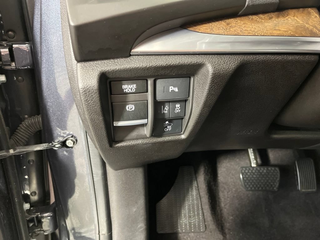 Certified 2020 Acura MDX SH-AWD w/ Technology Package image 32