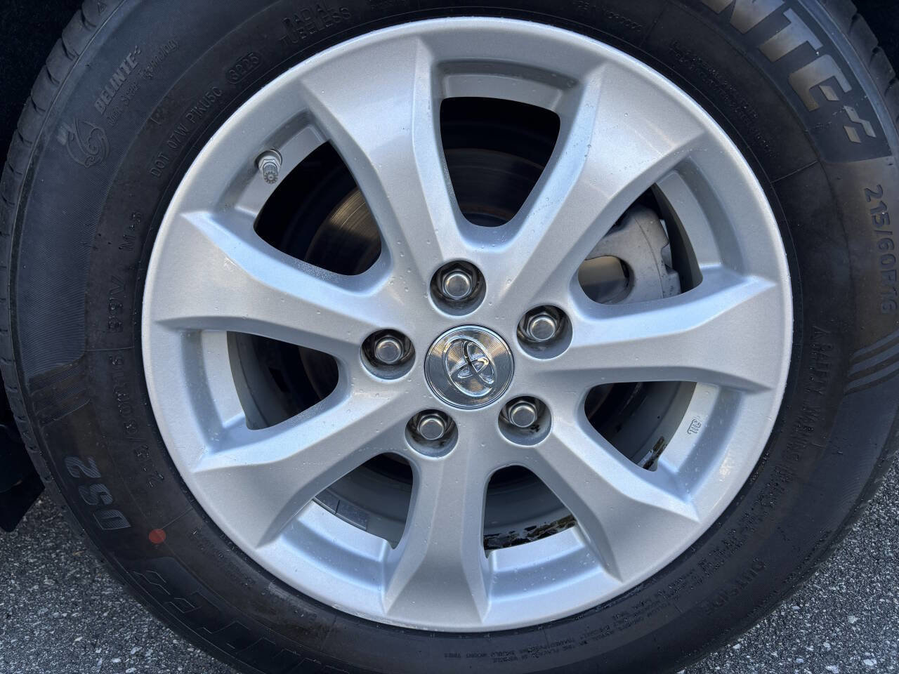 Used 2009 Toyota Camry LE FWD image 28