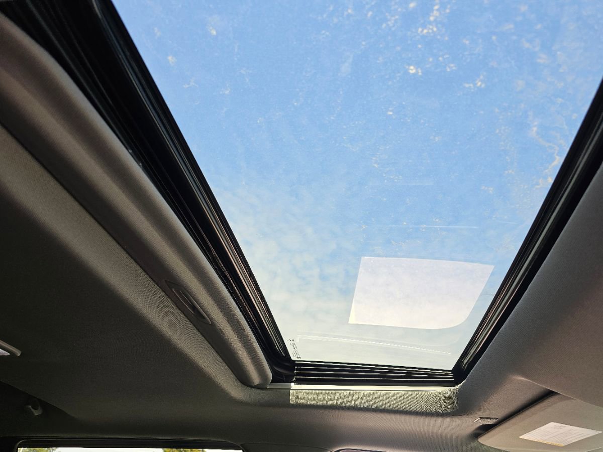 Used 2023 GMC Sierra 1500 Denali image 13