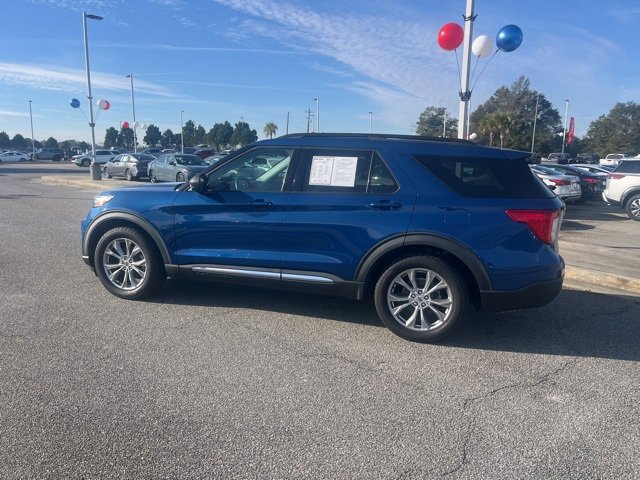 Used 2021 Ford Explorer XLT w/ Equipment Group 202A image 4