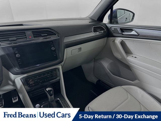 Used 2022 Volkswagen Tiguan SEL R-Line image 27