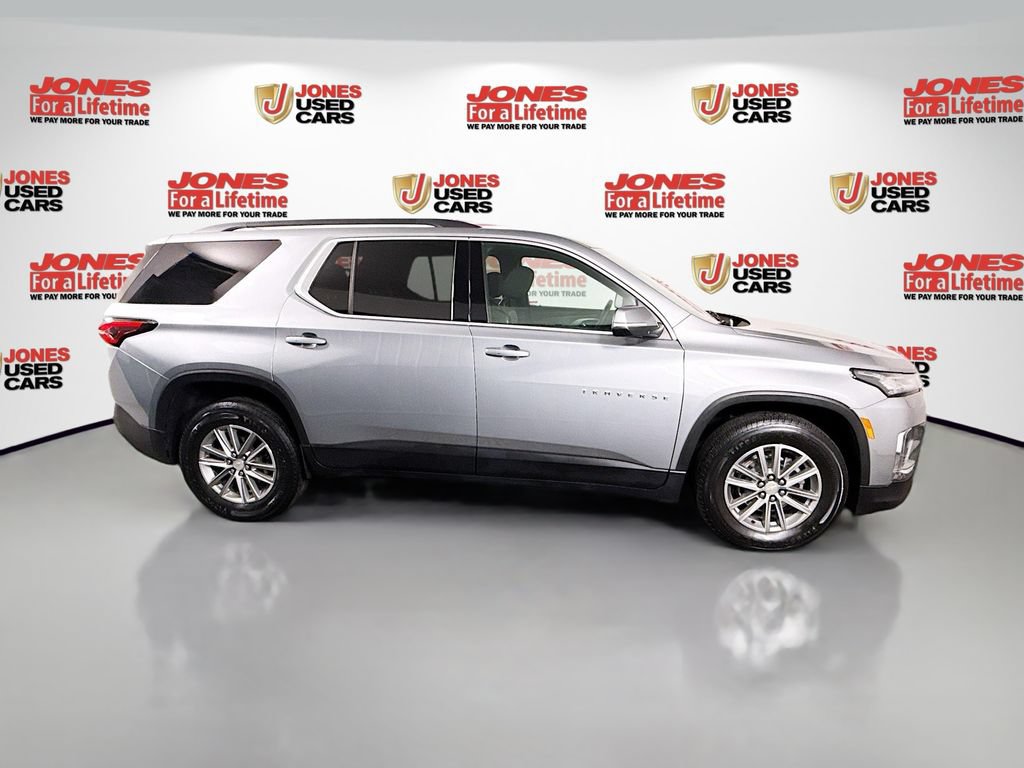 Used 2023 Chevrolet Traverse LT w/ Rear Camera Mirror Package AWD/4WD image 17