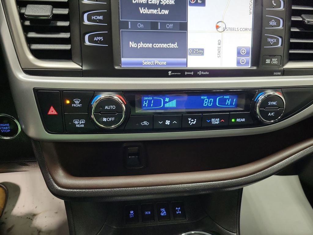 Used 2019 Toyota Highlander XLE image 42