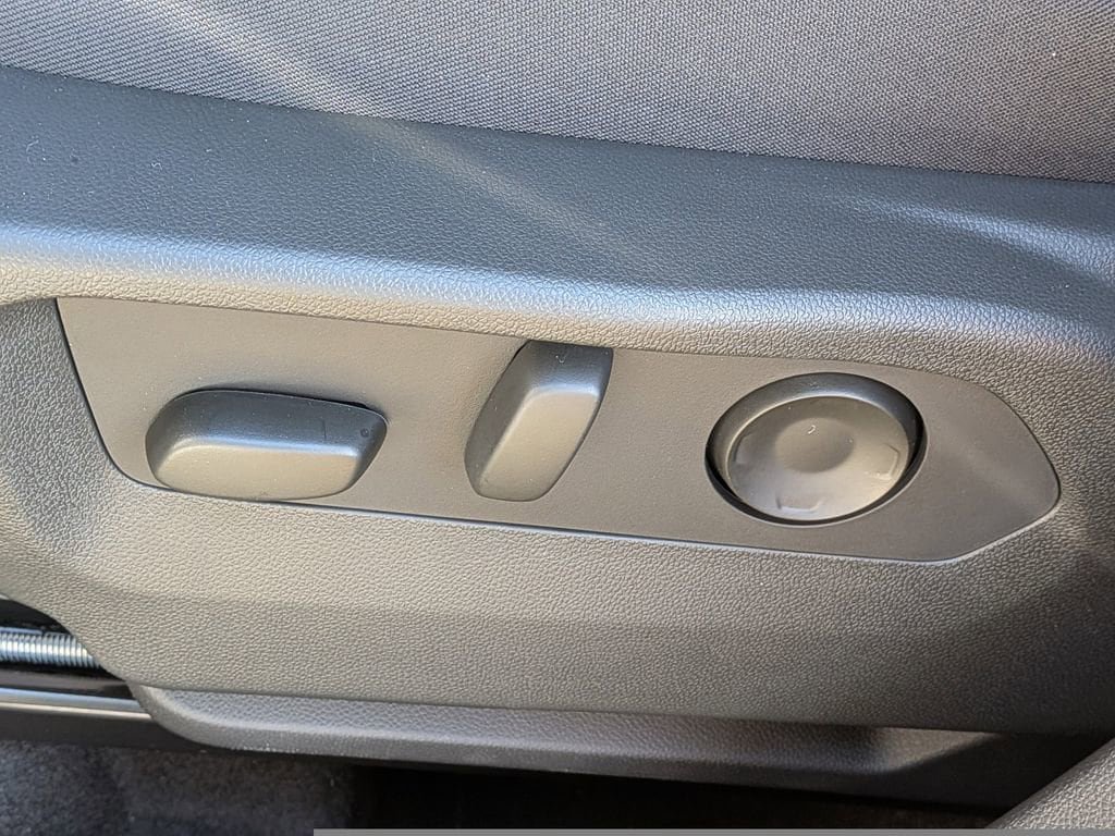 New 2026 Buick Envision Sport Touring image 21