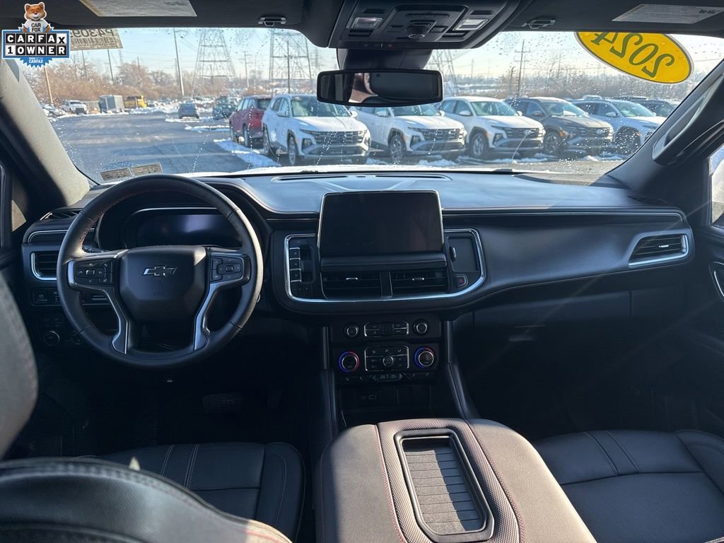 Used 2024 Chevrolet Suburban RST w/ Luxury Package image 10