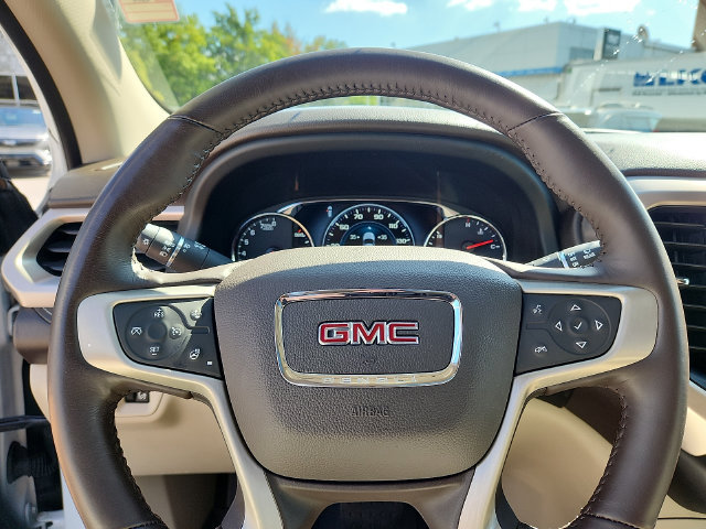 Used 2019 GMC Acadia Denali w/ Technology Package FWD image 20
