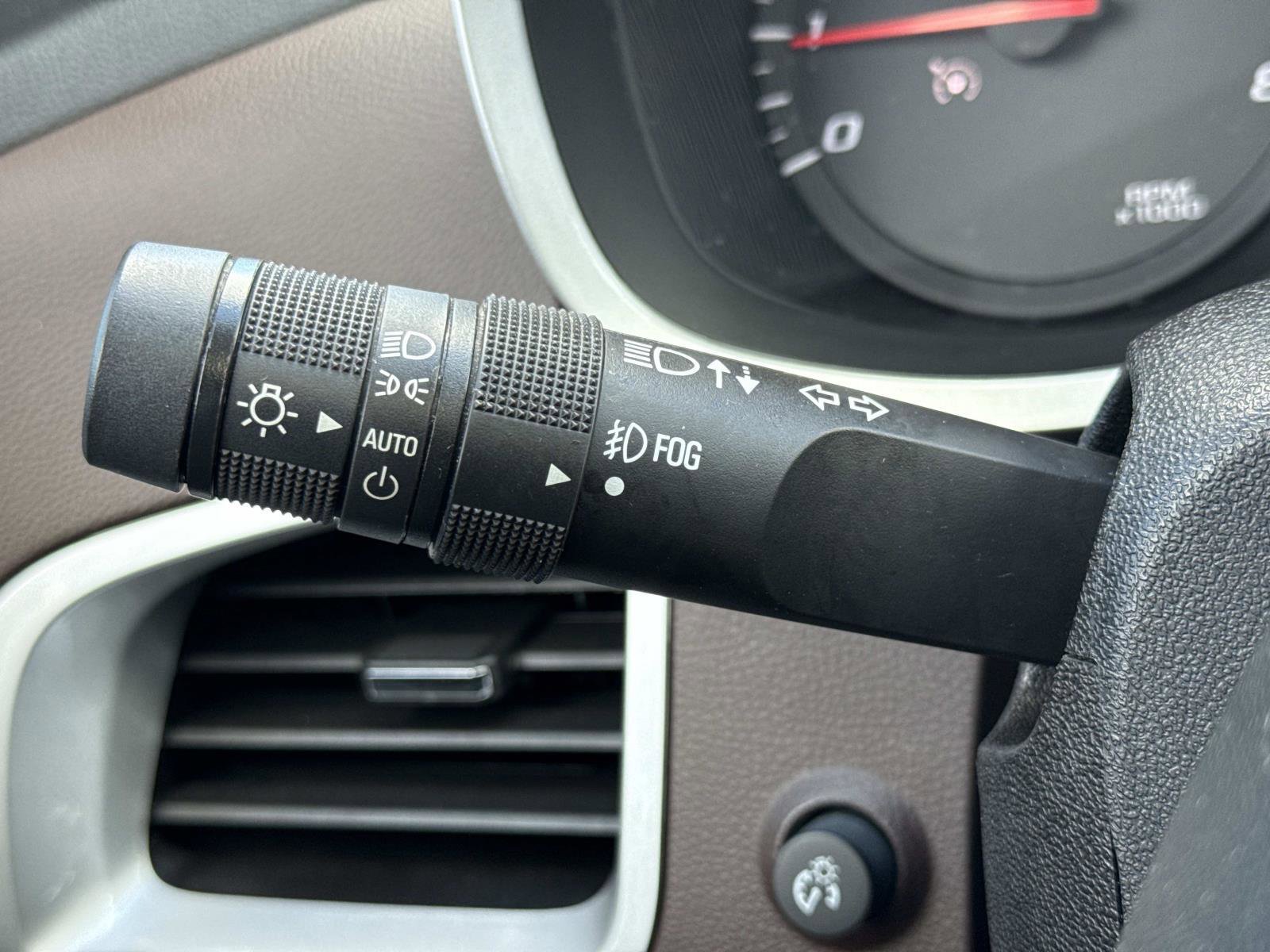 Used 2014 Chevrolet Equinox LT w/ Power Convenience Package image 10