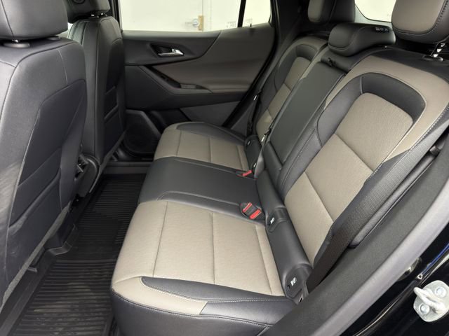 New 2026 Chevrolet Equinox LT w/ Convenience Package II image 18