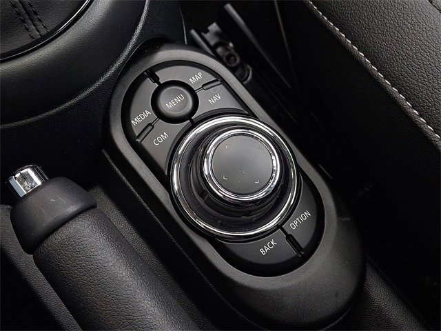 Used 2024 MINI Cooper S image 28