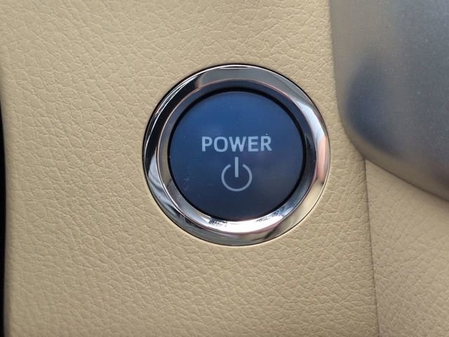 Used 2017 Toyota Highlander Limited AWD/4WD image 29