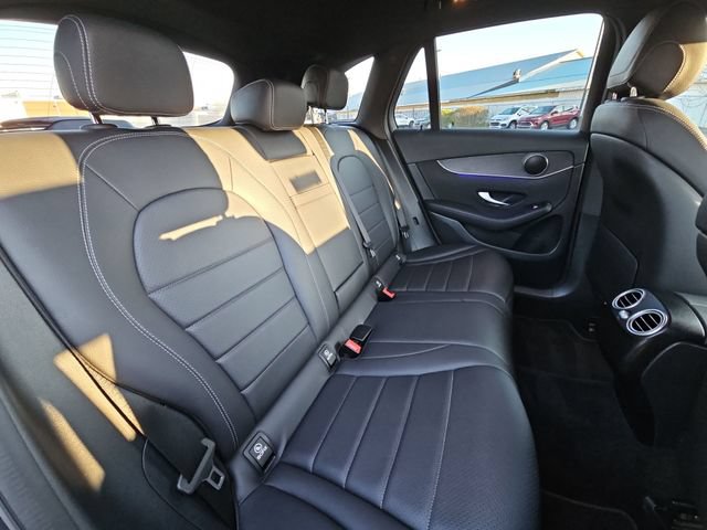 Used 2022 Mercedes-Benz GLC 300 4MATIC image 27