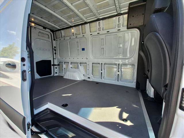 New 2025 Mercedes-Benz Sprinter 2500 image 15