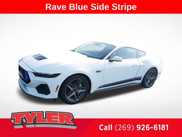 Used 2025 Ford Mustang GT Premium w/ California Special Package RWD image 3