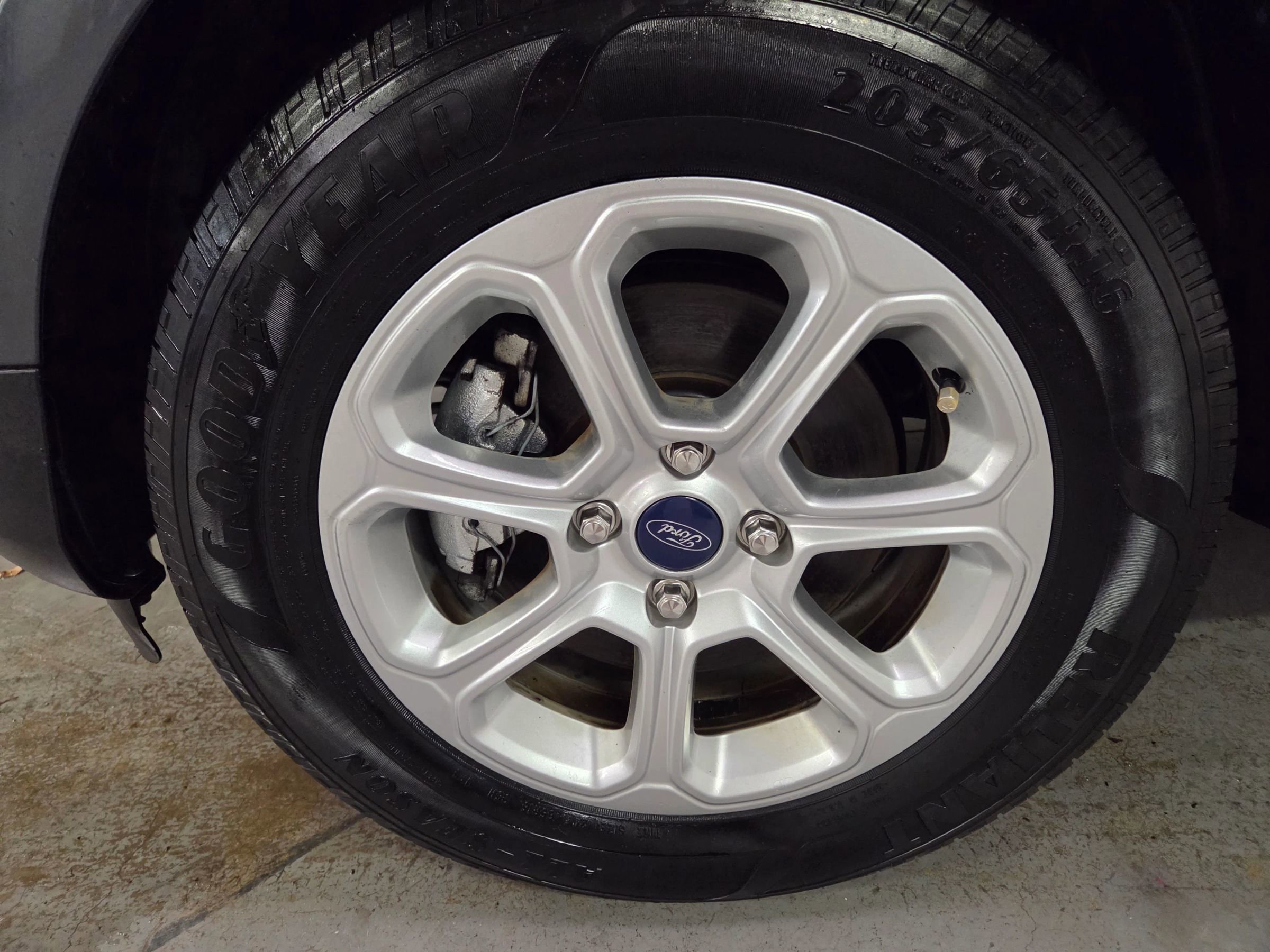 Used 2020 Ford EcoSport SE w/ SE Convenience Package FWD image 13