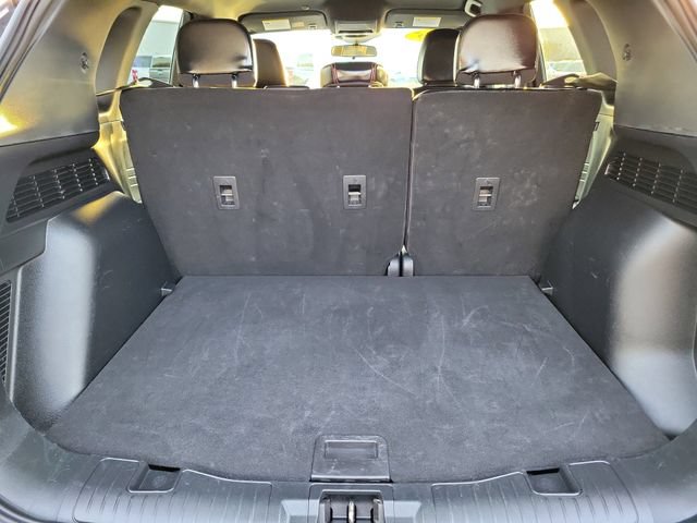 Used 2025 Ford Escape ST-Line FWD image 9