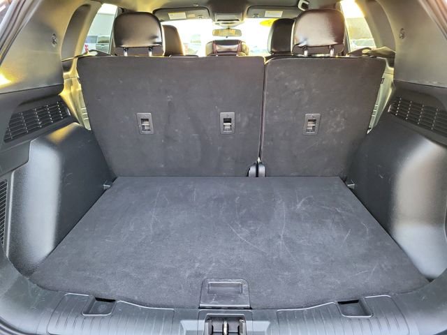 Used 2025 Ford Escape ST-Line image 9