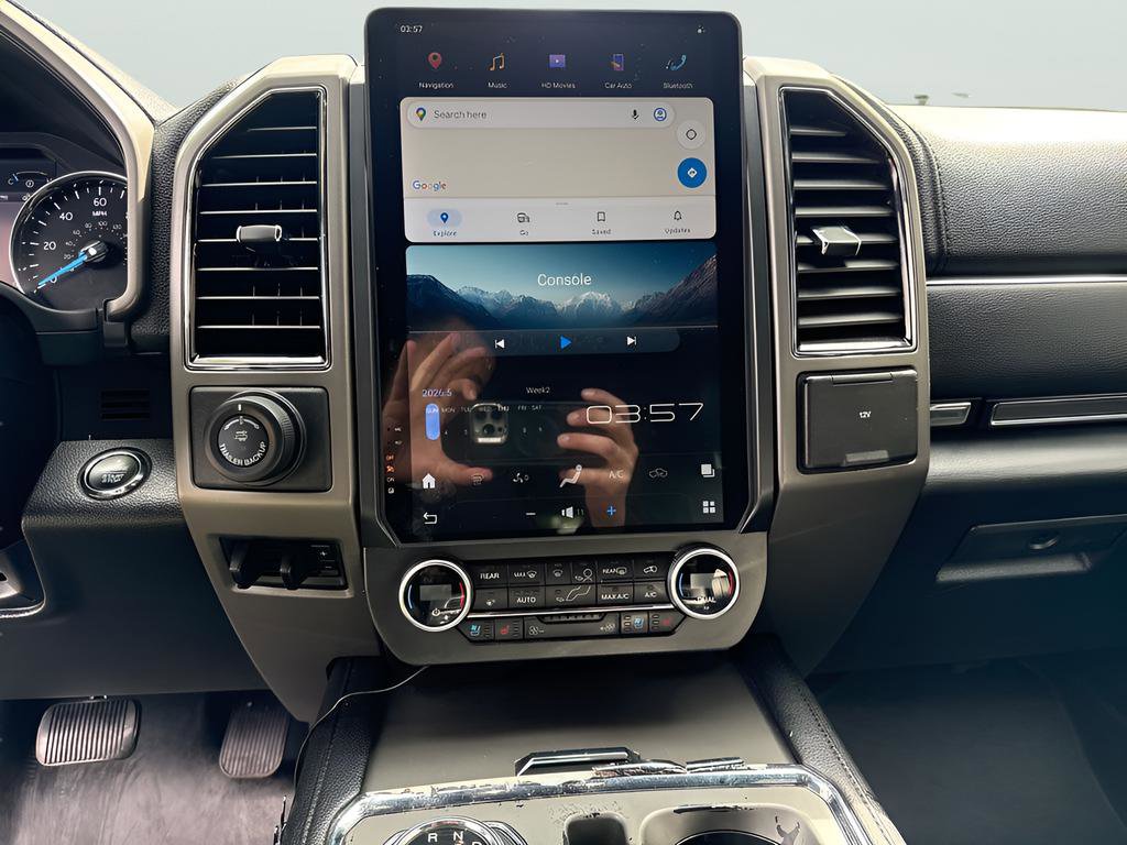 Used 2019 Ford Expedition Max XLT w/ Equipment Group 202A AWD/4WD image 26