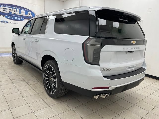 New 2026 Chevrolet Suburban High Country AWD/4WD image 21