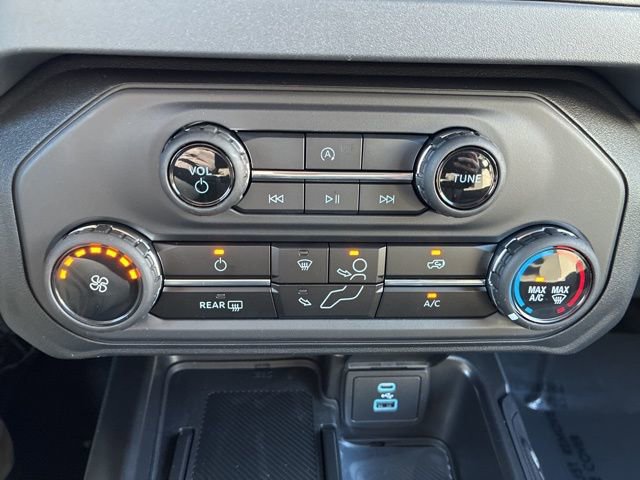 New 2025 Ford Bronco 4-Door AWD/4WD image 35