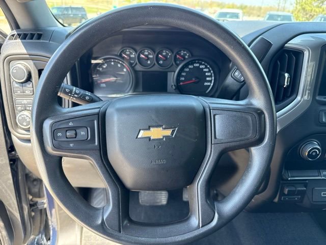 Used 2020 Chevrolet Silverado 1500 Custom w/ Custom Convenience Package AWD/4WD image 28