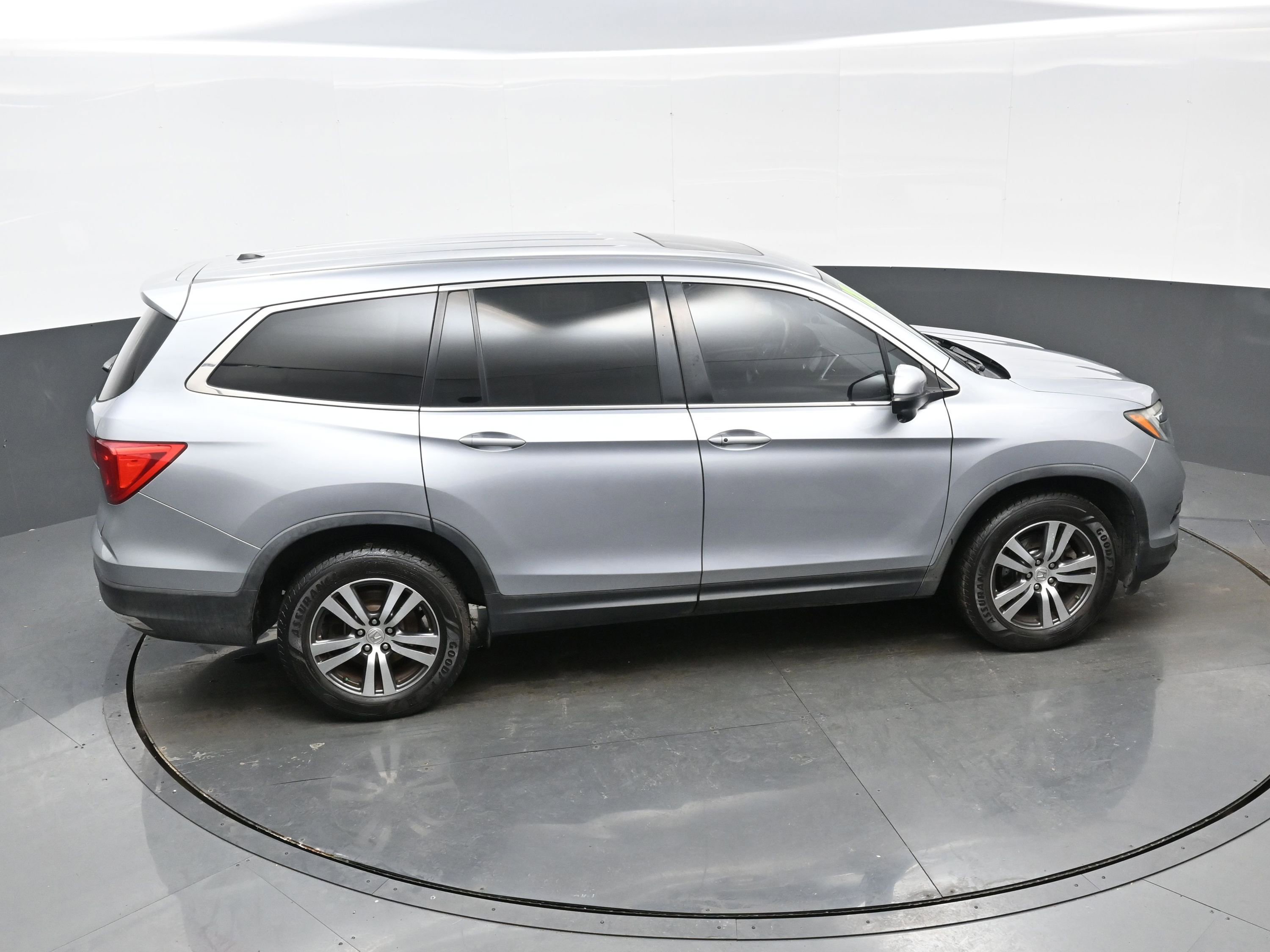 Used 2017 Honda Pilot EX-L image 40