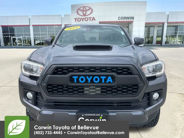 Used 2019 Toyota Tacoma TRD Sport w/ Technology Package AWD/4WD image 8