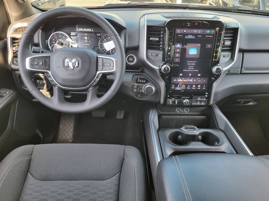 Used 2025 RAM 1500 Big Horn AWD/4WD image 4