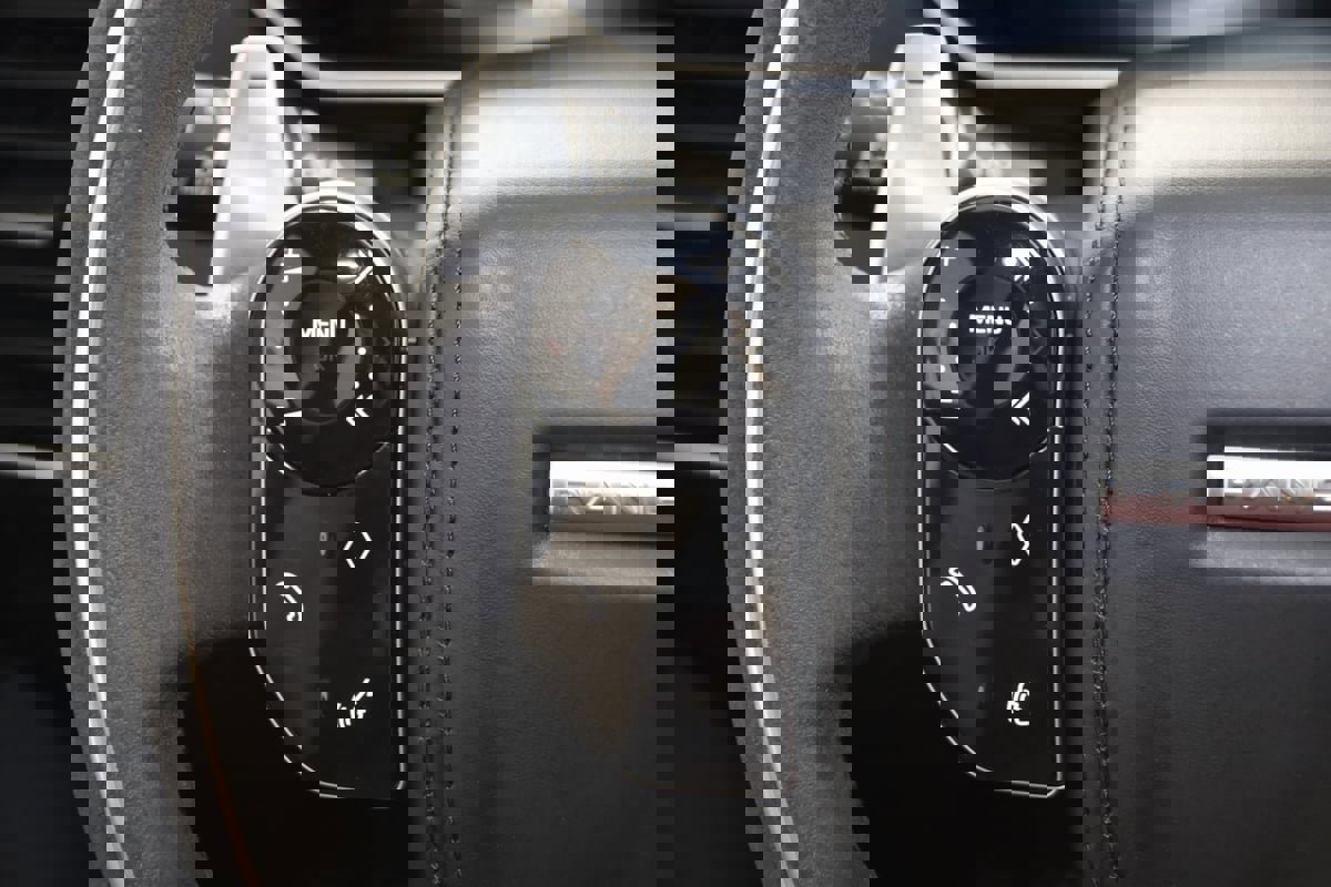 Used 2022 Land Rover Range Rover Sport HST image 37