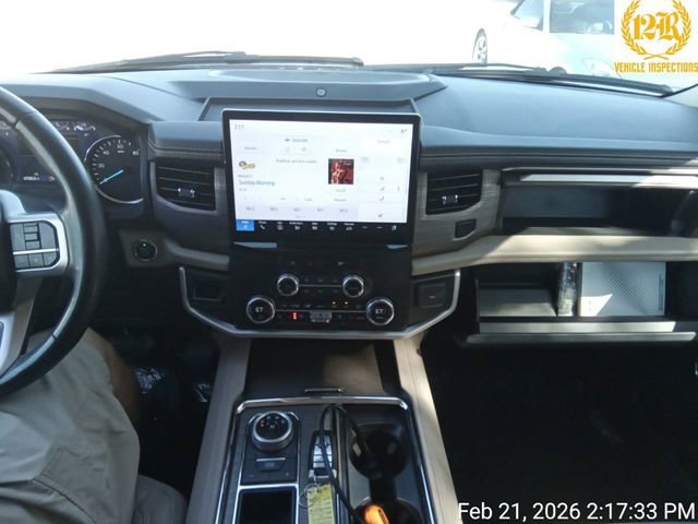 Used 2024 Ford Expedition Limited image 23