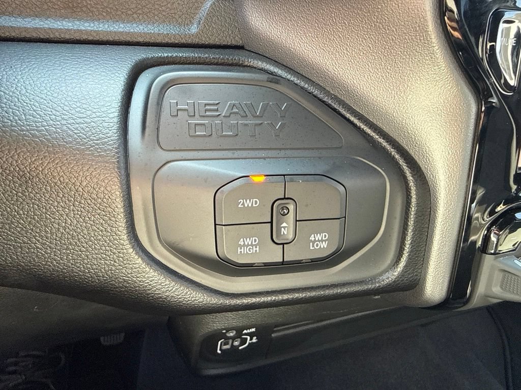 Certified 2025 RAM 2500 Big Horn AWD/4WD image 25