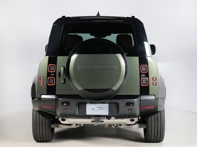New 2026 Land Rover Defender 110 X-Dynamic SE AWD/4WD image 7