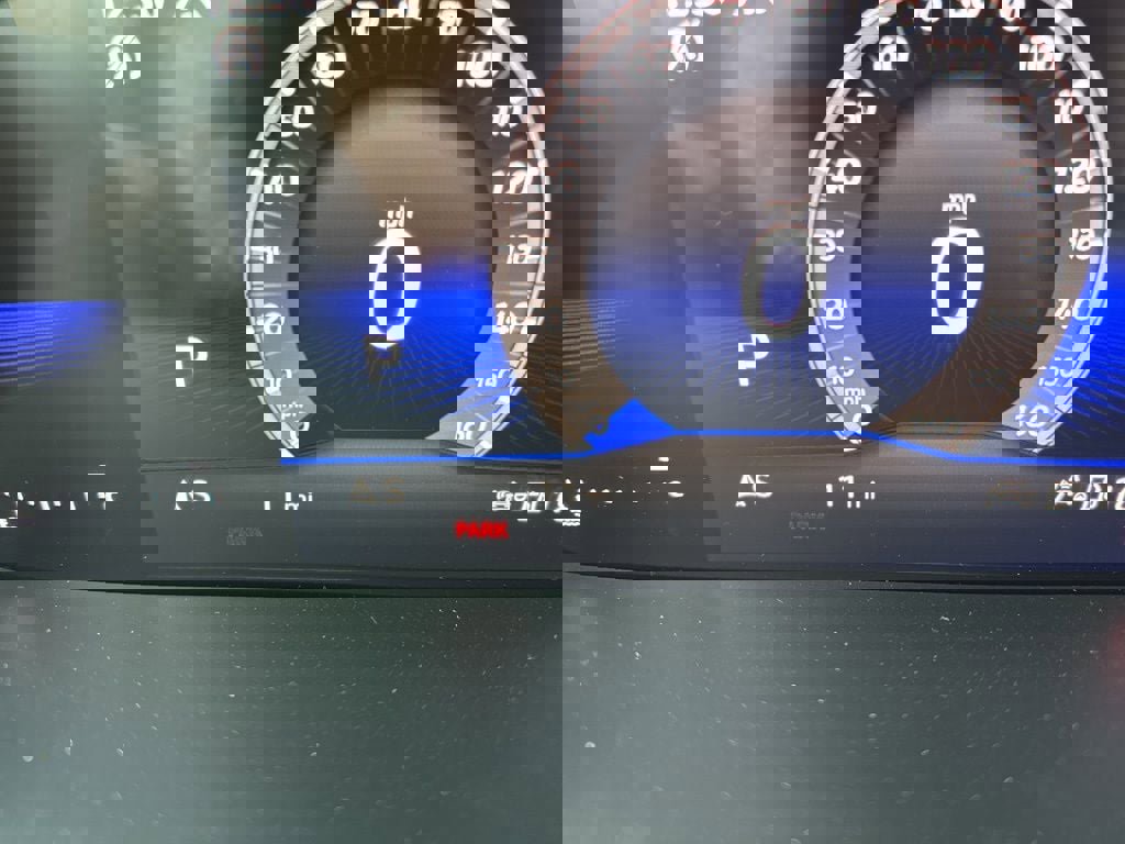 New 2026 Volkswagen Taos SE image 20