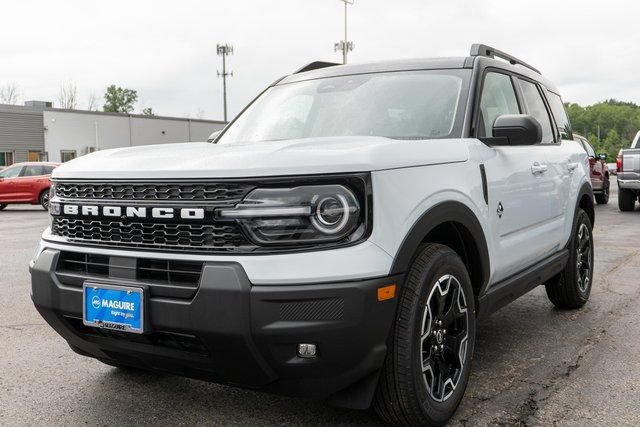 New 2026 Ford Bronco Sport Outer Banks AWD/4WD image 2