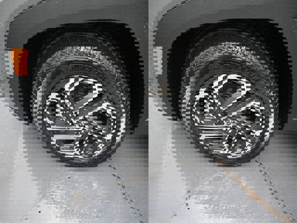 New 2026 Hyundai Tucson Limited image 44