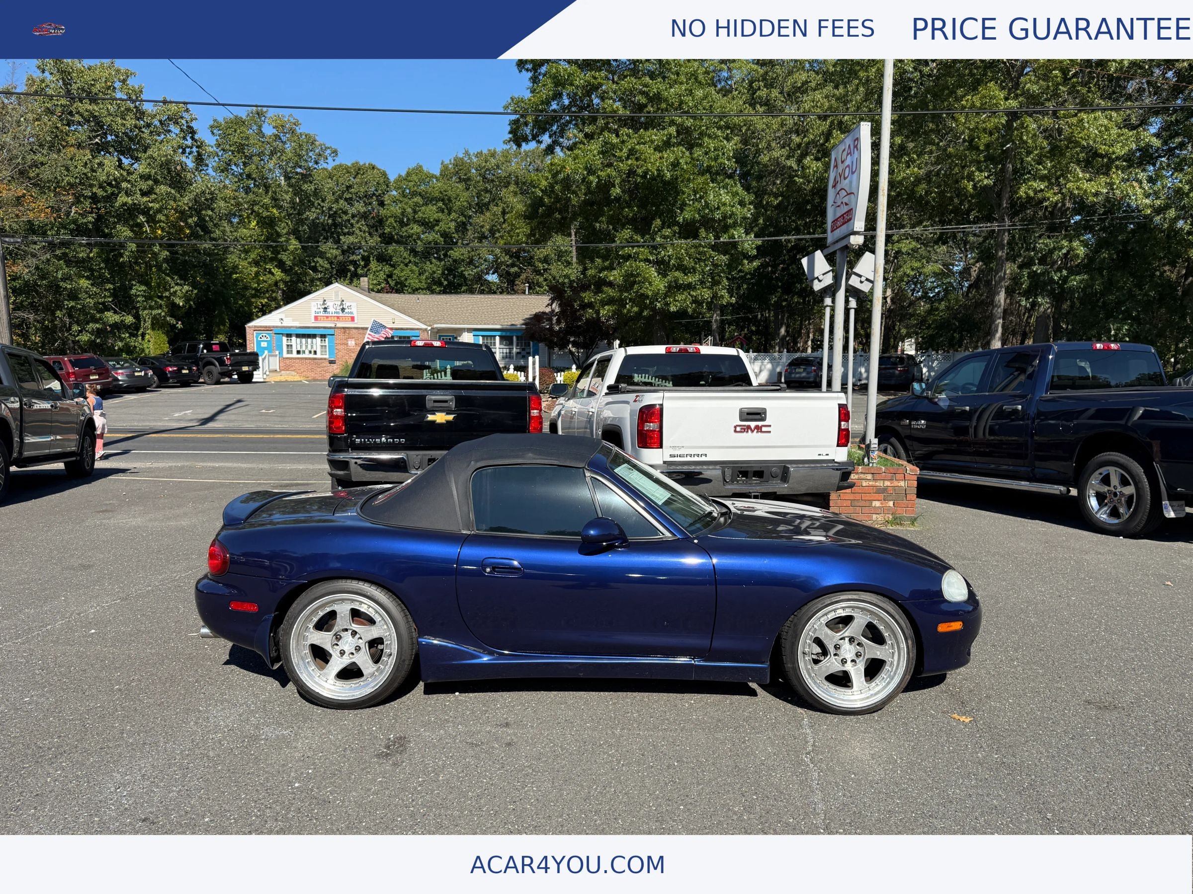 Used 2004 MAZDA MX-5 Miata LS w/ Sports Look Appearance Pkg RWD image 8