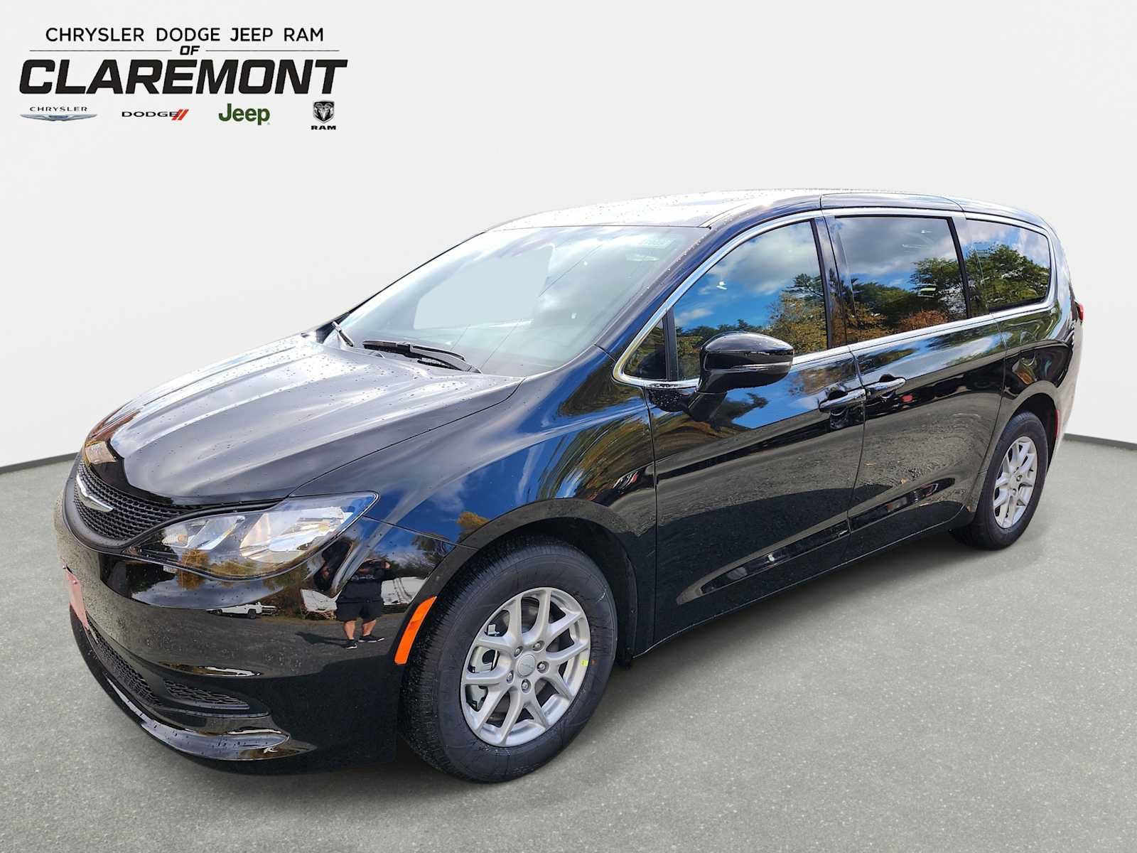 New 2027 Chrysler Pacifica LX