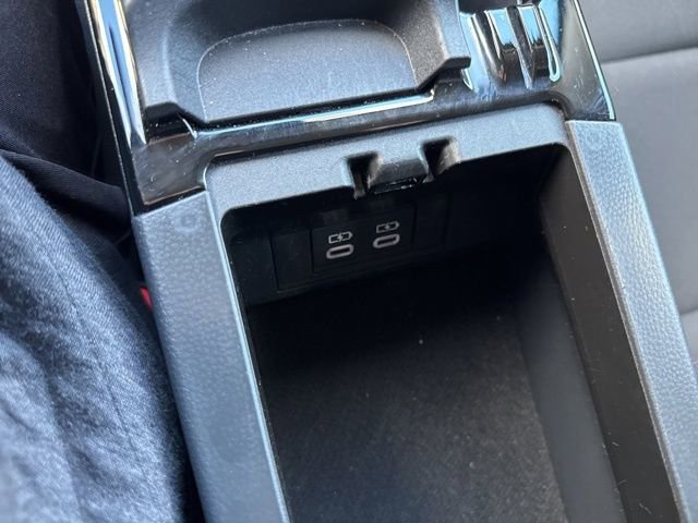 Certified 2024 Toyota Prius Prime SE image 17