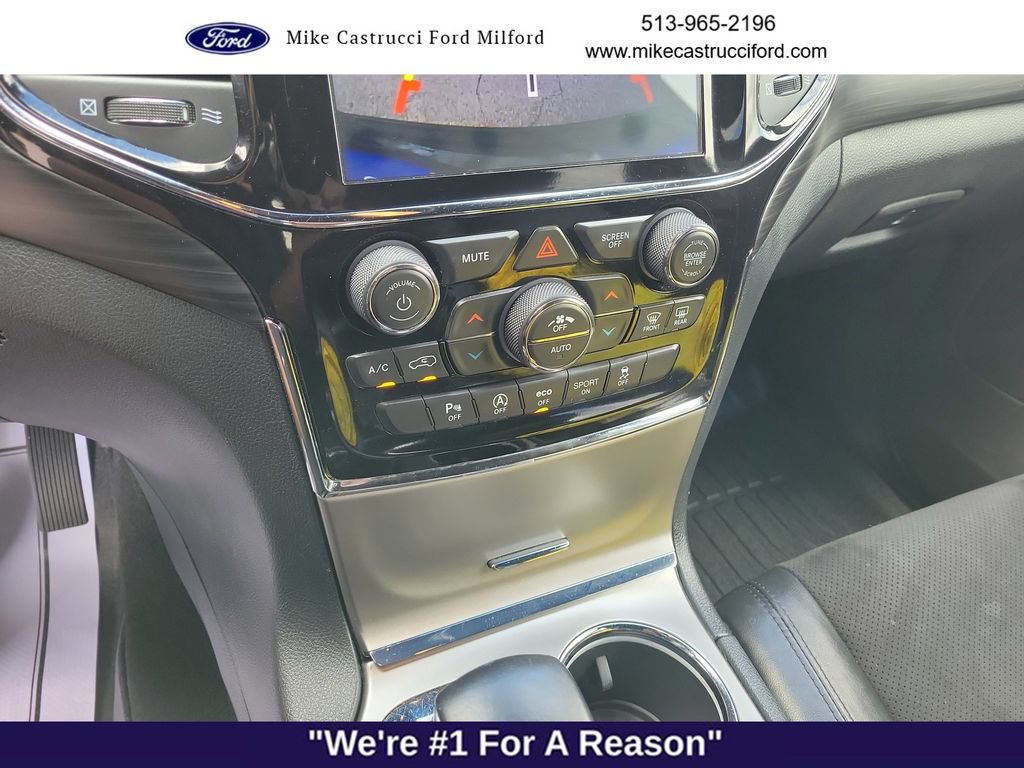 Used 2020 Jeep Grand Cherokee Altitude AWD/4WD image 19