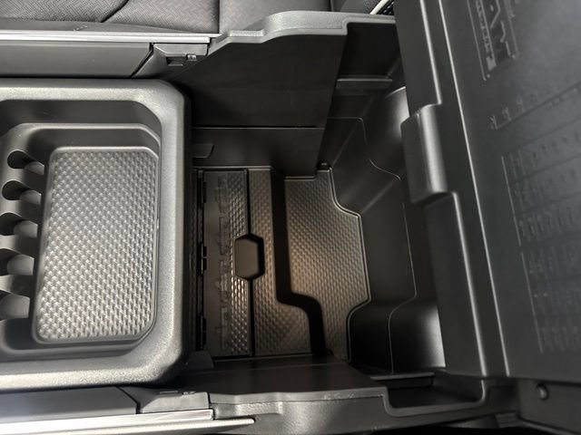 New 2026 RAM 1500 Laramie AWD/4WD image 47