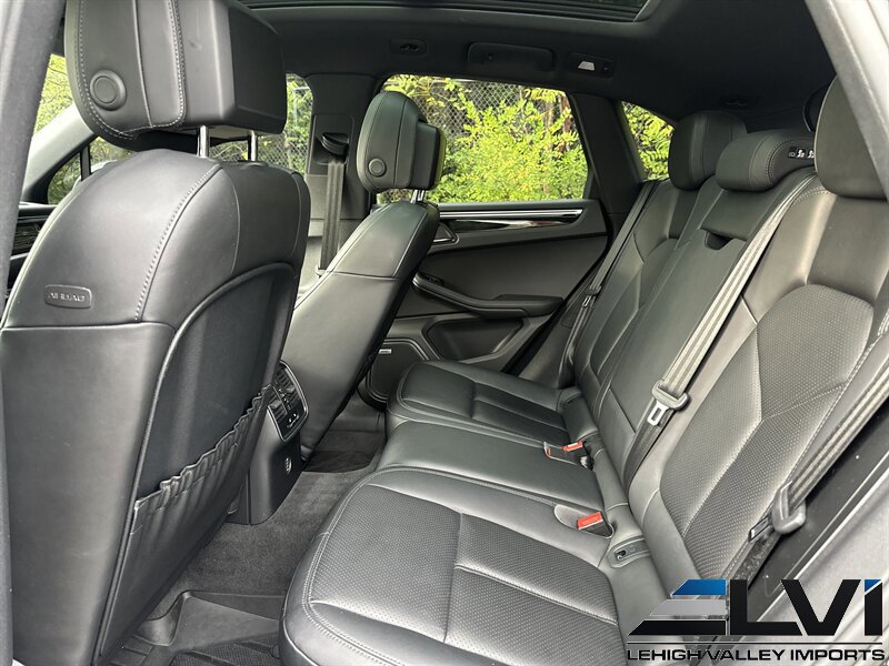 Used 2019 Porsche Macan S AWD/4WD image 12