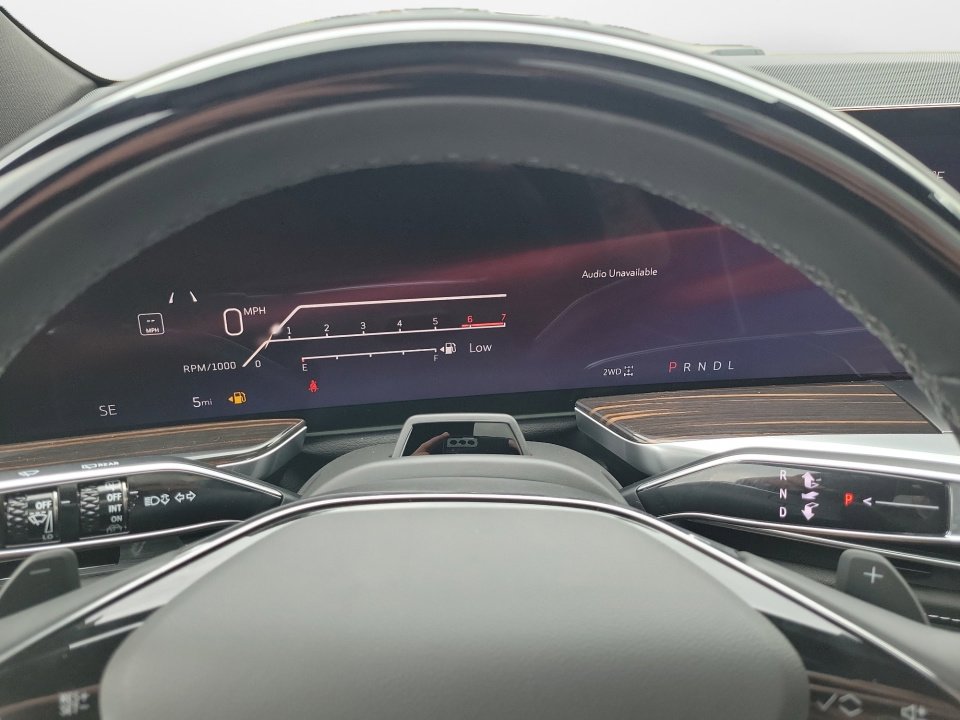 New 2025 Cadillac Escalade ESV Premium Luxury w/ Touring Package image 11