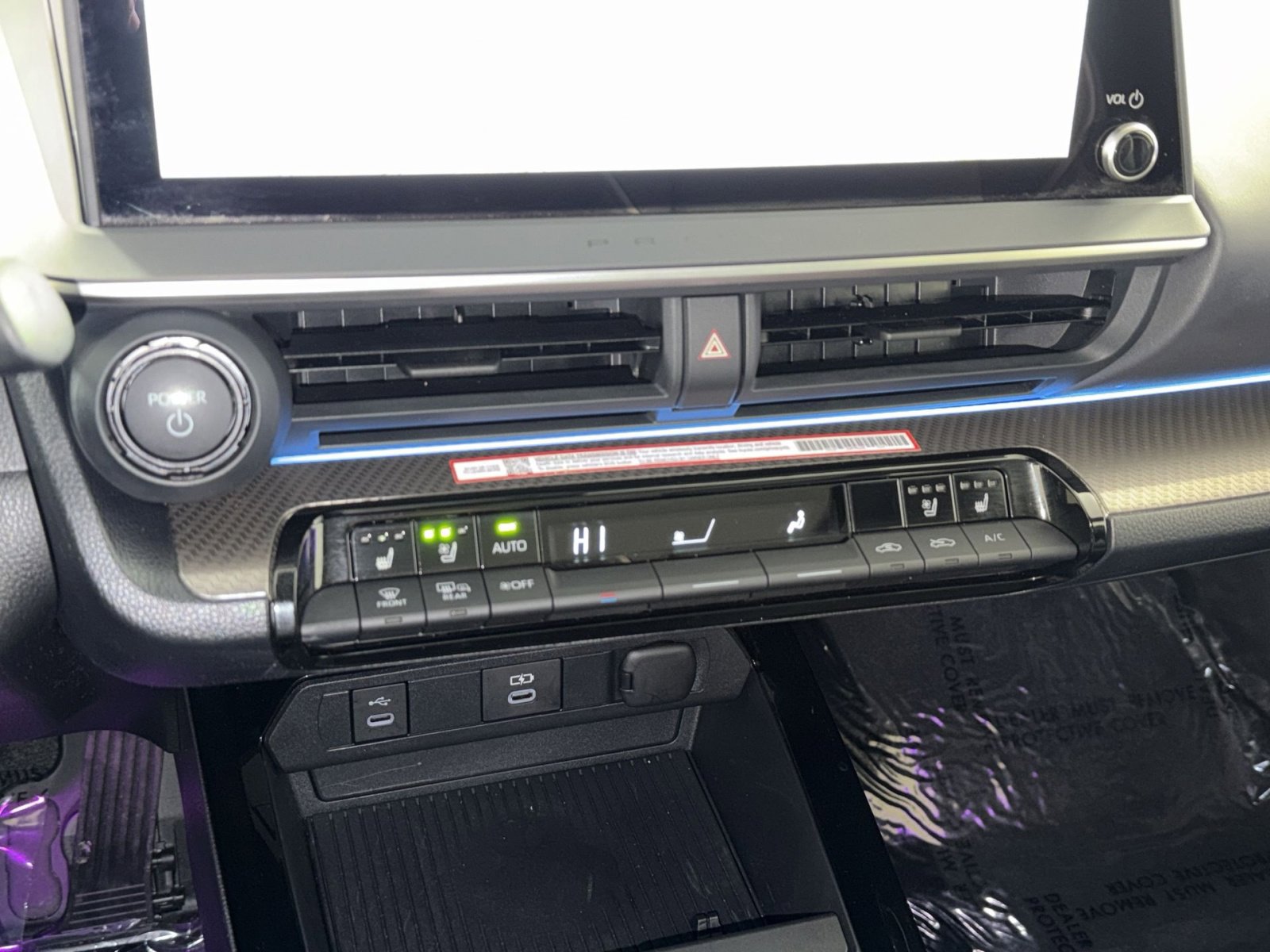 Used 2024 Toyota Prius Limited image 20